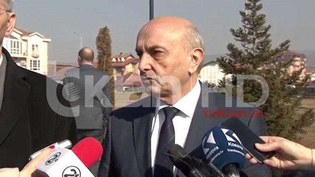 Pavarësia/ Rama dhe Mustafa homazhe në varrin e Ibrahim Rugovës