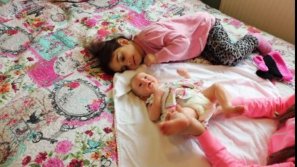 Emily's Silicone Baby Bath Time Surprise