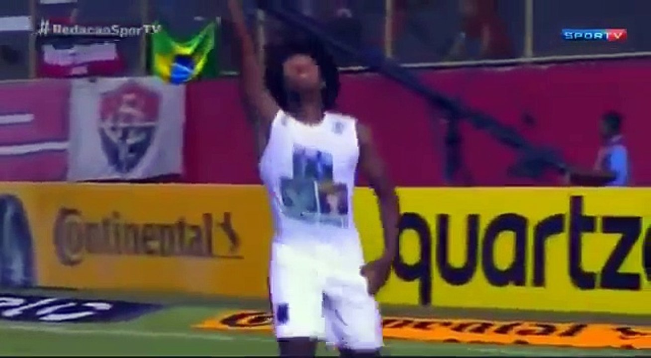 156.Paraná 2x0 Vitória - LOCUTOR se emociona no gol de Guilherme Biteco irmão de