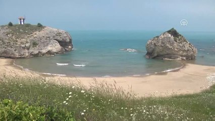 Sahilde Bulunan Cisim Bomba Imha Uzmanlarınca Imha Edildi