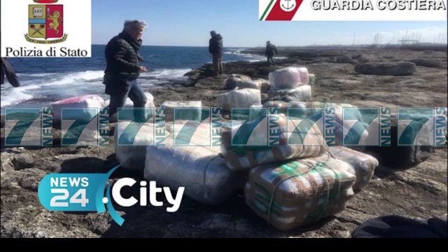 KAPET GOMONIA NE BARI ME 500 KG HASHASH QE VINTE NGA SHQIPERIA - News, Lajme - Kanali 7