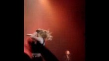 Kelly Clarkson
