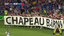 Bâle : des supporters envahissent la pelouse en plein match pour honorer leur président