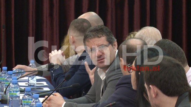Dhoma Amerikane kundër faljes së detyrimeve