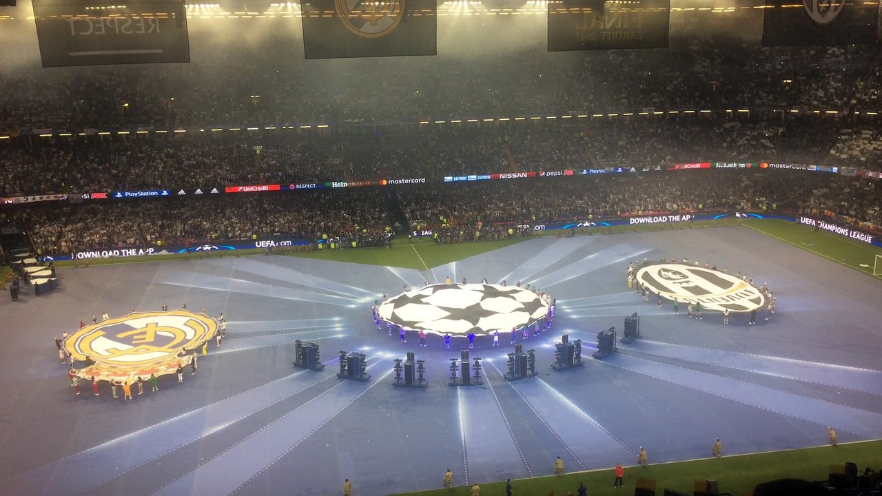 Η είσοδος Γιουβέντους - Ρεάλ στον αγωνιστικό χώρο