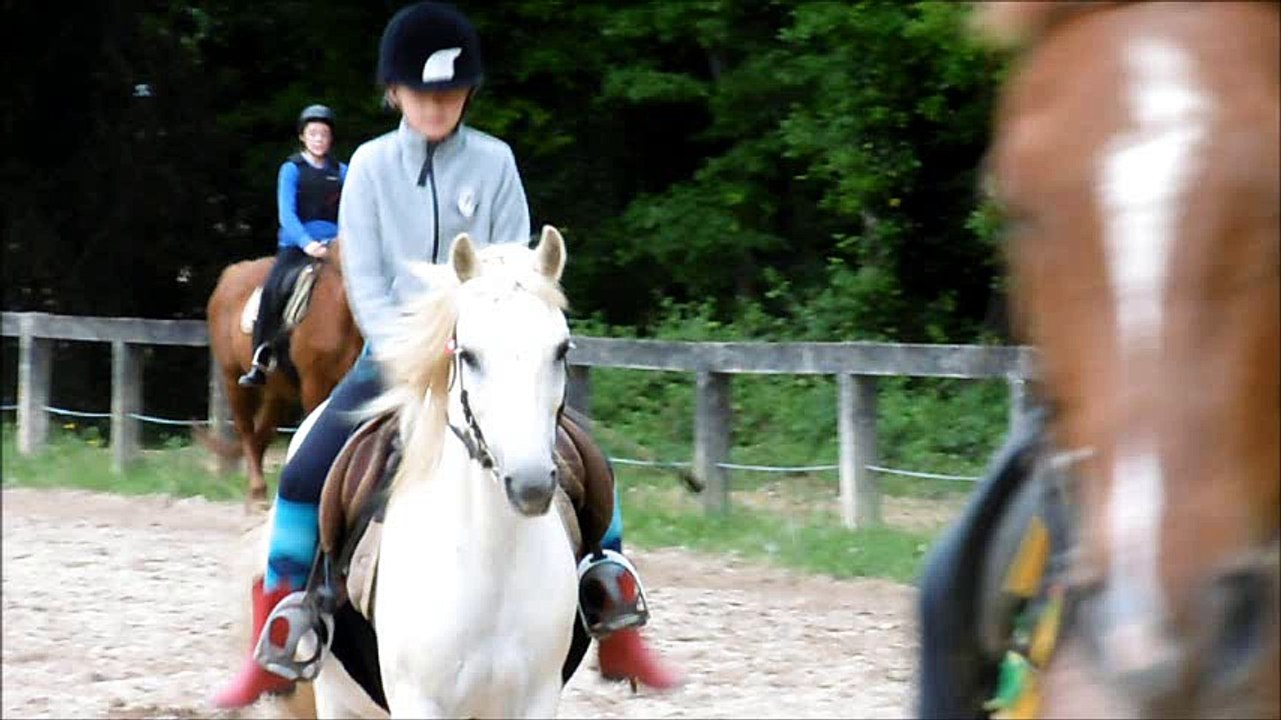 Mon film Flora cheval