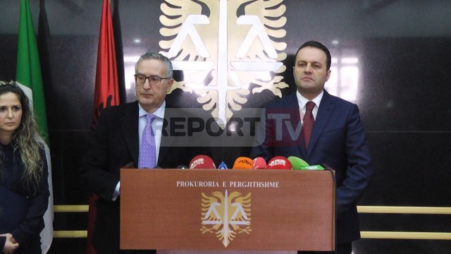 Report TV - Kreu i Antimafias italiane: Është 3-fishuar kultivimi i drogës në Shqipëri