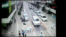İstanbul Güngören'deki Silahlı Saldırı Anı Güvenlik Kamerasında