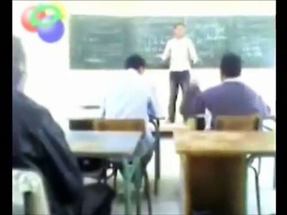 Funny Video Boys and Girls in ClassRoom.wmv