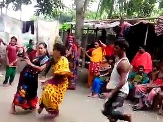 বিশ্বের সেরা নাচ মনে এইটা গ্রামের মেয়েরা এত সন্দর নাচতে পারে আগে জানতাম না