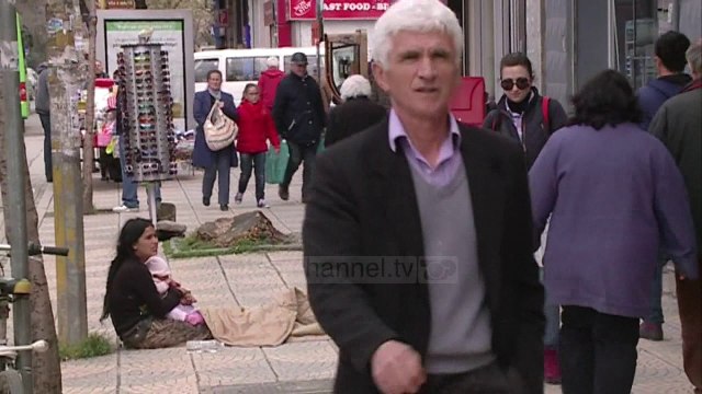 Klosi: Vettingu mbron fëmijët - Top Channel Albania - News - Lajme