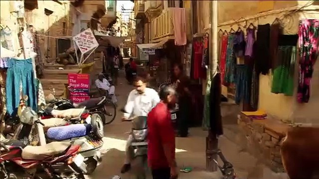 Entre Terre et Ciel HD - Inde, le Destin des Etoiles (2014)