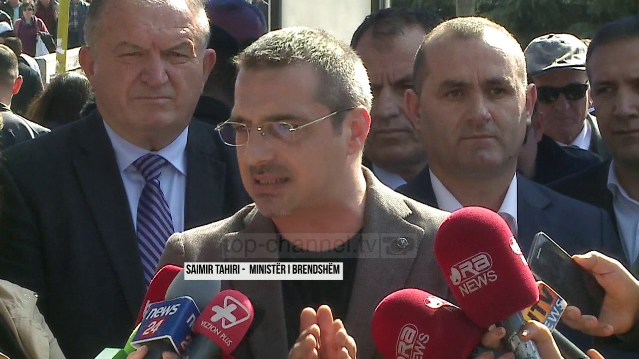 Qeveria, Vettingu nëpër këmbë  - Top Channel Albania - News - Lajme