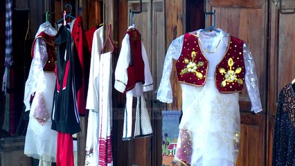 Certifikohen 160 guidat e para turistike të Shqipërisë - Top Channel Albania - News - Lajme