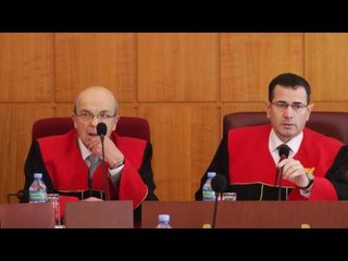 Report TV - Mandati i Rroshit, Kushtetuesja shtyn seancën për në 7 mars