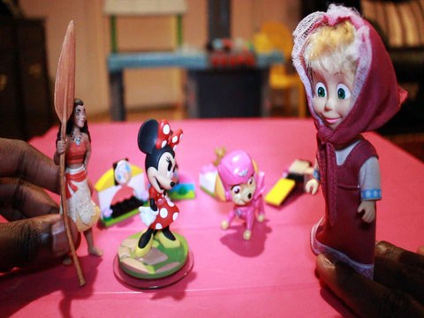 Toy MOANA TRIES TO KIDNAP MASHA & THE BEAR + SKYE PAW PATROL MINNIE MOUSE MICKEY MOUSE LEGO FRIENDS