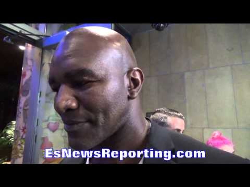 Evander Holyfield on Cotto vs Canelo Talks Floyd Mayweather  - EsNews Boxing