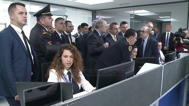 Tahiri takon homologun francez Le Roux - Top Channel Albania - News - Lajme