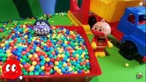 はたらくくるま トラック アンパンマン アニメおもちゃ バイキンマンと一緒に砂場 ごっこ遊び！のりもの 車 幼児 子供向け 動画 Toy Kids トイキッズ animation anpanman