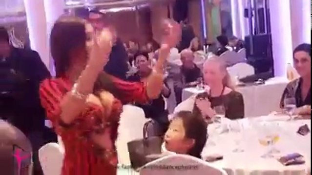 ARAP DÜĞÜNLERİ BÖYLE OLUYORMUŞ HERKESİ BÜYÜLEDİ