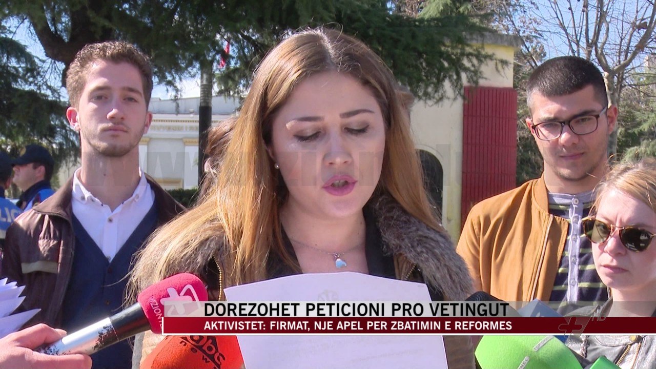 Dorëzohet peticioni pro Vetingut - News, Lajme - Vizion Plus