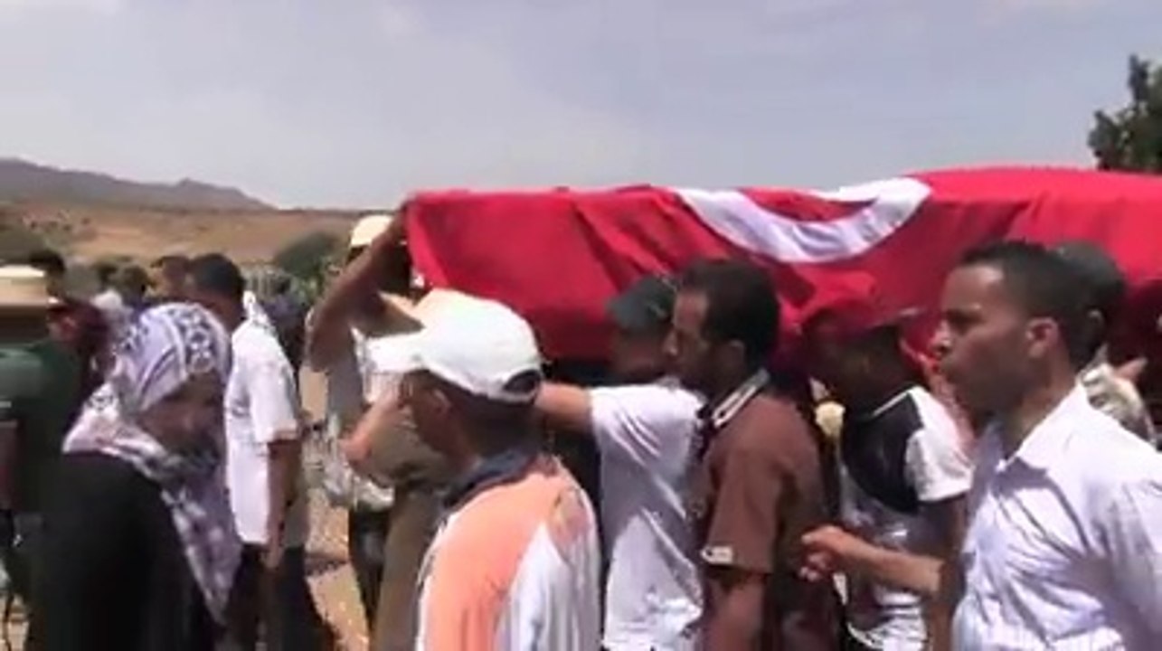 خليفة السلطاني يوراى الثرى بمقبرة السلاطنية