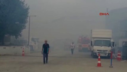 Kocaeli Fabrikada Tutuşan Sprey Boyalar Korku Yarattı