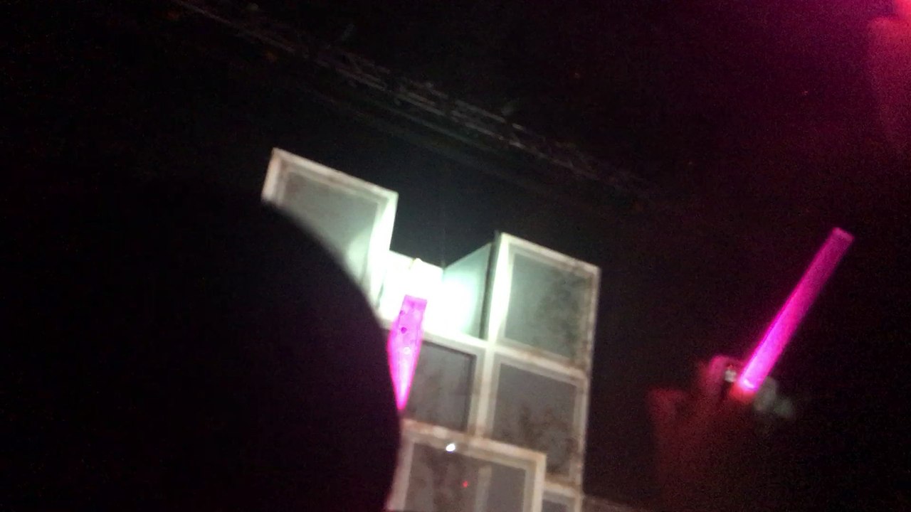 TY - UR