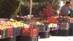 Report TV - Ura Vajgurore pa treg ushqimor shitet në rrugë, mes baltës e pluhurit