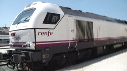 Locomotora 334.009.8 en Cartagena. #fotoferroviaria #railfan #videoferroviario