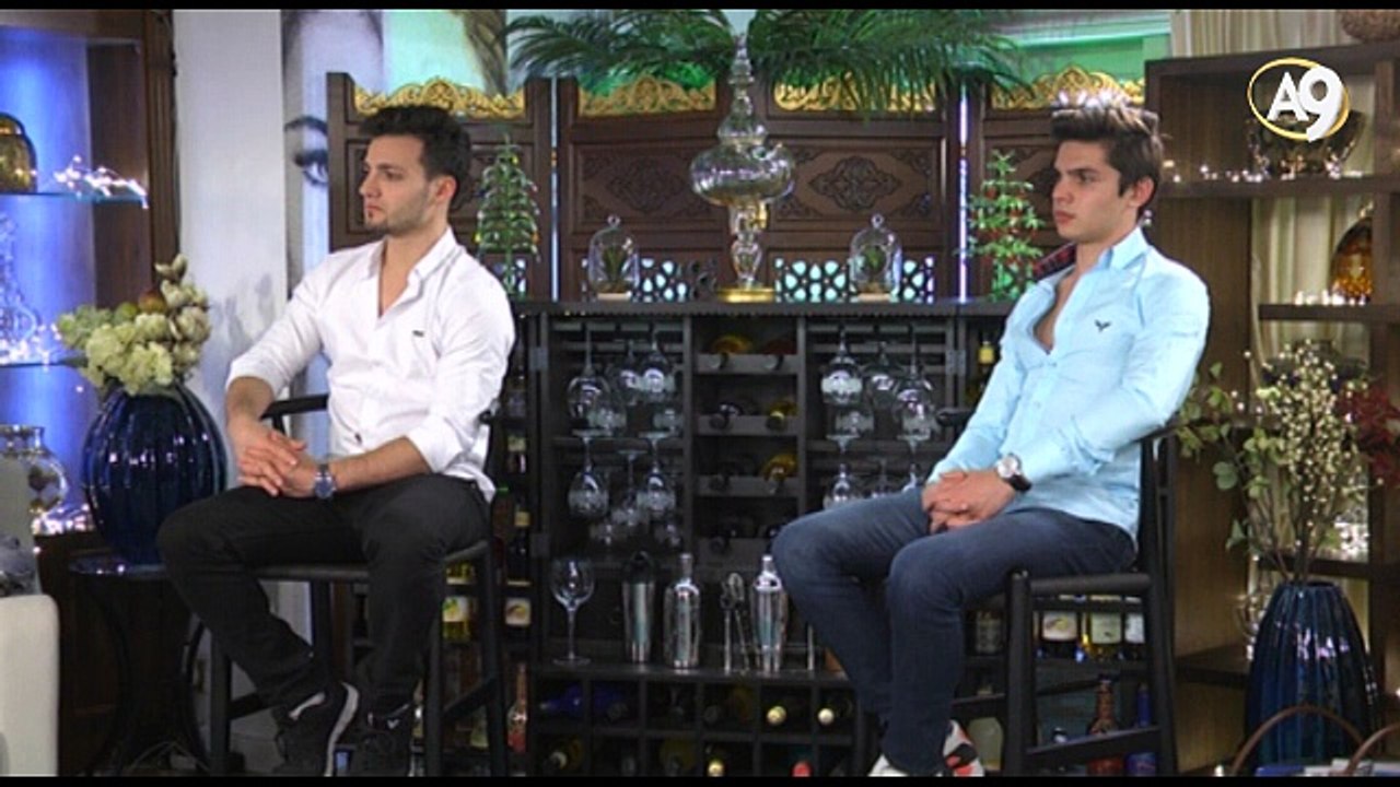 Hadis: Deccal iyilik iddiasıyla ortaya çıkar sonra Peygamberlik ve İlahlık iddia eder