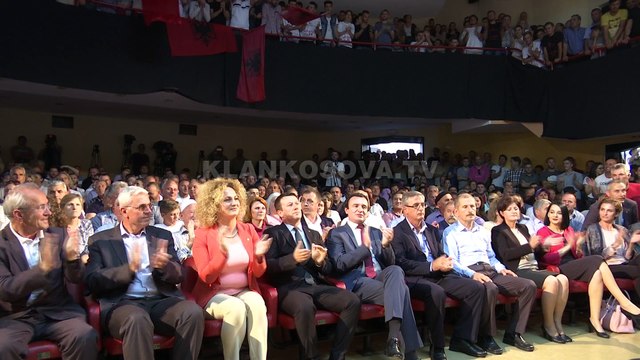 Kurti: Pushtetarët e korruptuar do t’i pastrojnë korridoret e burgjeve - 04.06.2017 - Klan Kosova