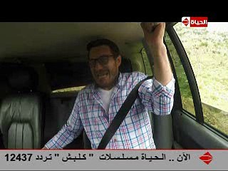 بالفيديو..أحمد زاهر يبكي على الهواء: "سامحنى يارب..قلبي هيقف"