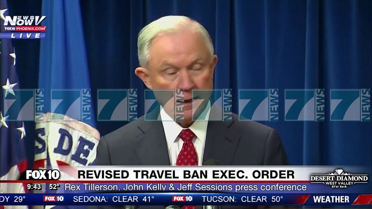 TRUMP NUK NDALET, URDHER TE RI EKZEKUTIV PER NDALIMIN E MYSLIMANEVE - News, Lajme - Kanali 8