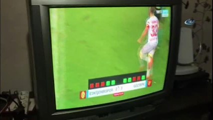 Binlerce İzmirli Sokaklarda