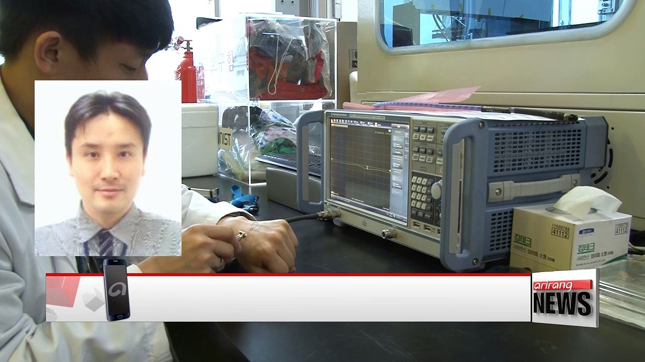 Korean team develops smart contacts that measure glucose levels, intraocular pressure