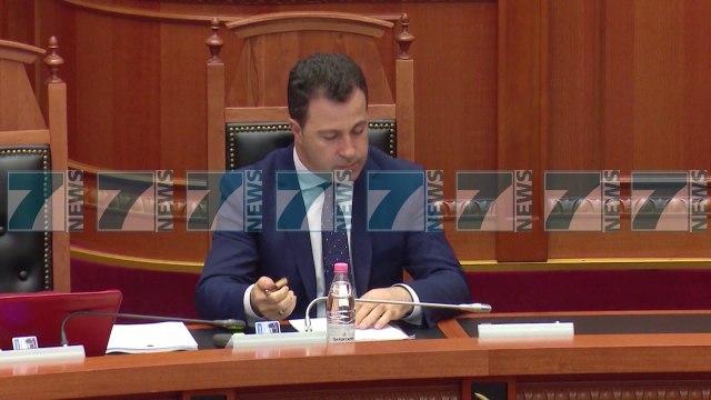 RAMA AKUZON OPOZITEN SE I TREMBET FSHESES SE VETINGUT - News, Lajme - Kanali 10