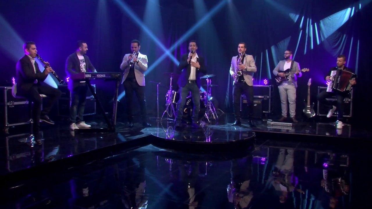 Moja kralice&4 Meseci svadba se sprema&Dosta vreme ergen odev  - Arena Bend & Nune Brothers (cover)