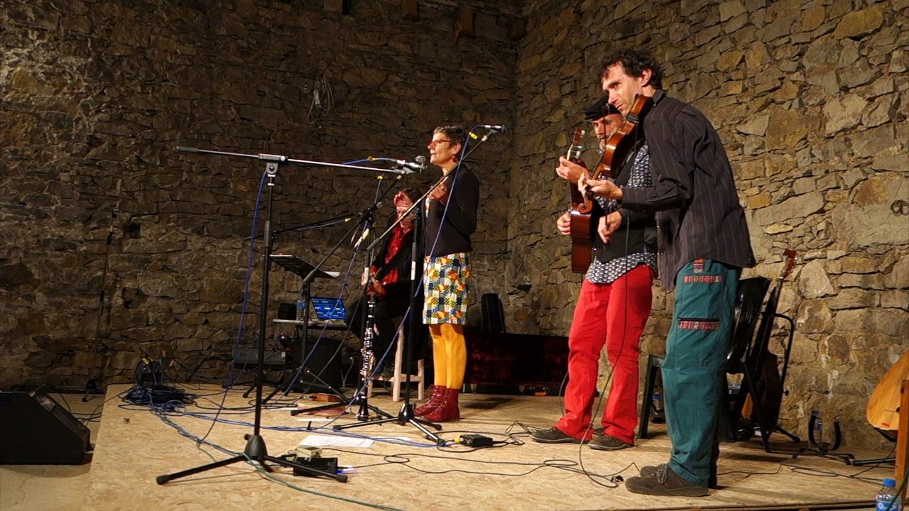 YAZILI à La Claranda