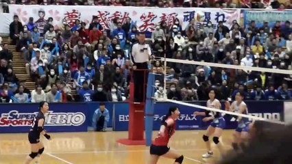 2015.01.11 岡山シーガルズ　宮下遥　勝利後に思わず涙