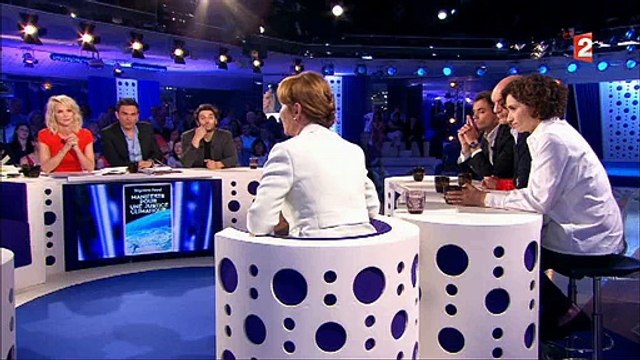 Ségolène Royal recadre Vanessa Burggraf qui affirme qu'elle a fait travailler son fils Thomas Hollande pour elle