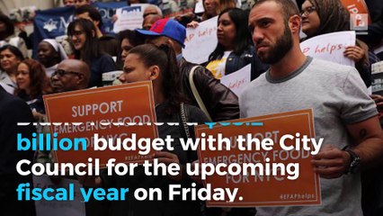 NY Mayor Bill de Blasio reveals budget for upcoming year
