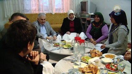 Başbakan Yıldırım Vatandaşın Evinde İftar Yaptı