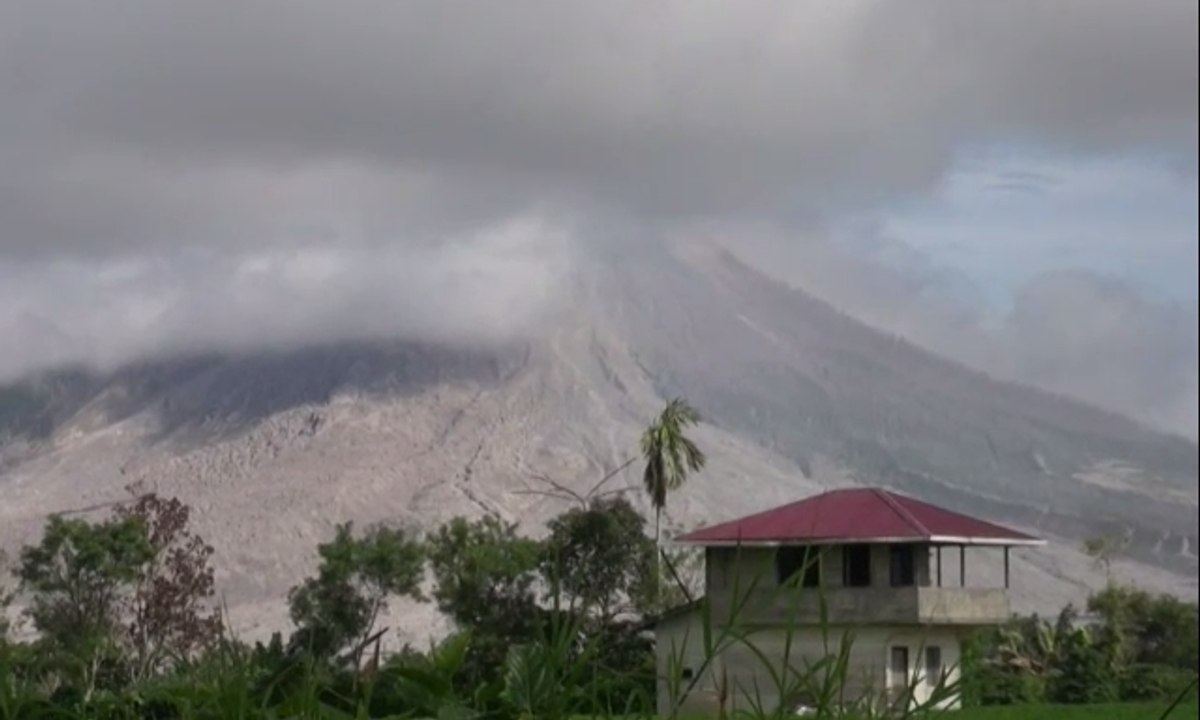 Aktivitas Gunung Sinabung Berangsung Menurun