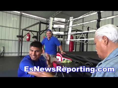 mikey perez on fighting sharif bogere - EsNews