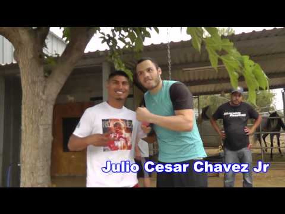 Mikey Garcia & Julio Cesar Chavez Jr In Camp - EsNews