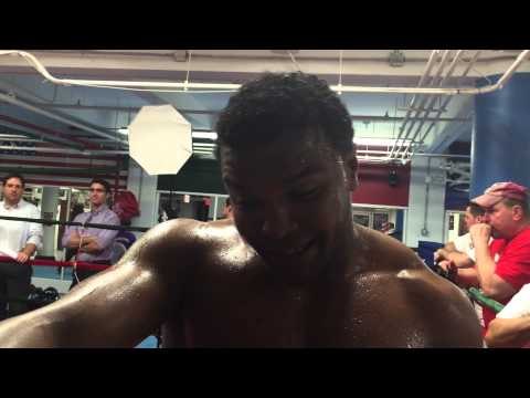 Heavyweight George Arias in 3-0 2ko's and fights like Mike tyson and Ali