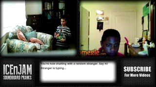 Five Nights at Freddy's Scares - Omegle Prank