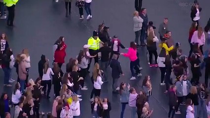 L'émouvant geste de ce policier auprès des victimes de Manchester
