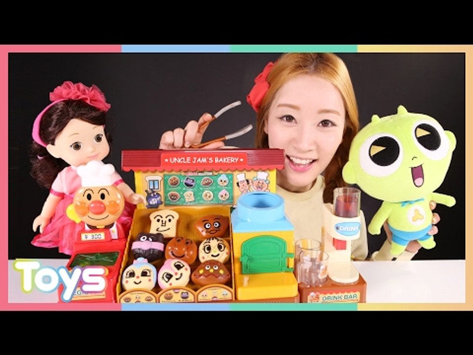 호빵맨 빵 가게 장난감으로 엘리와 꼬마캐리의 소꿉놀이 CarrieAndToys